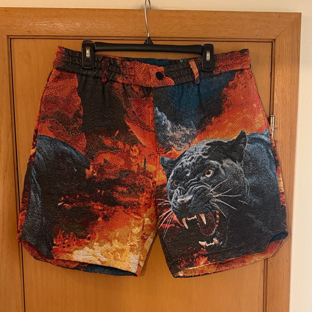 Majestik Men’s Panther Big Cat Flames Knit Shorts Black Orange Size XL